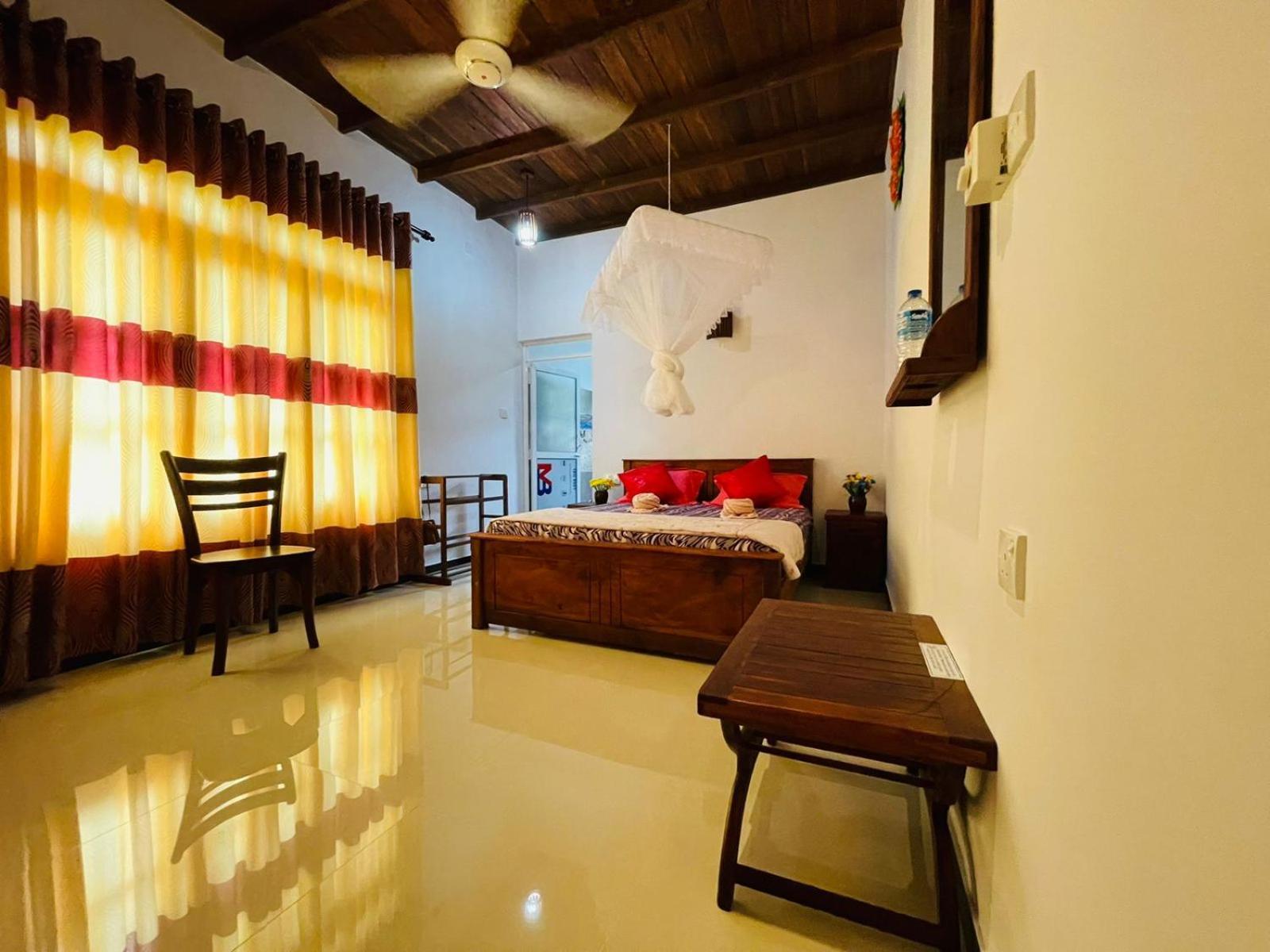 Gold Sand Resort Bentota Exterior foto