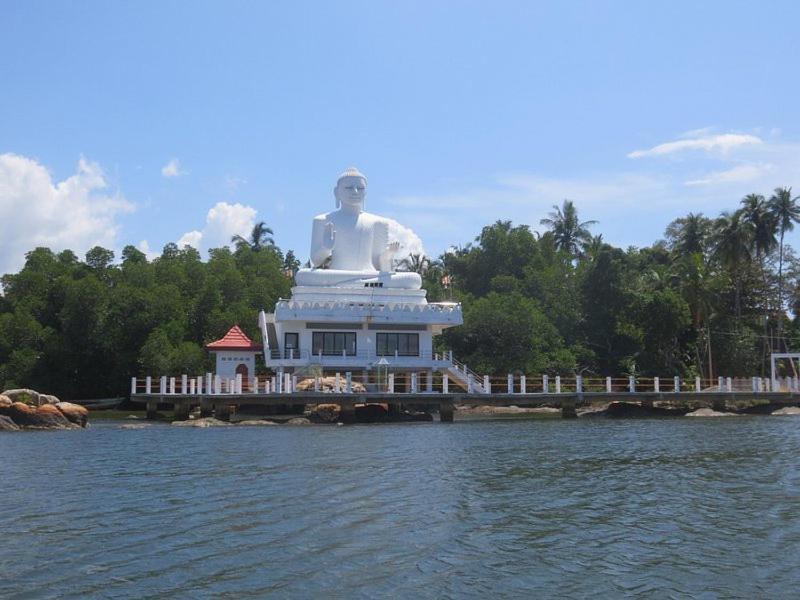 Gold Sand Resort Bentota Exterior foto